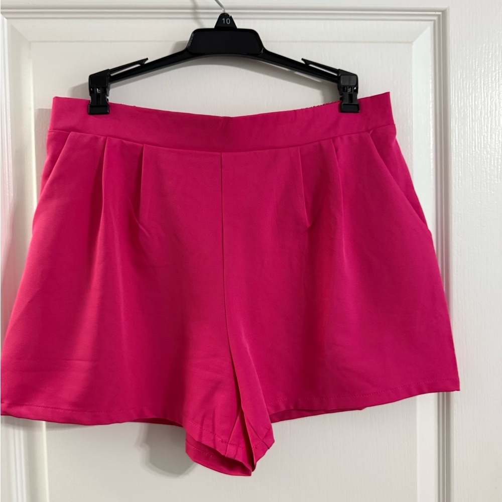 Umgee Hot Pink High Waist Shorts